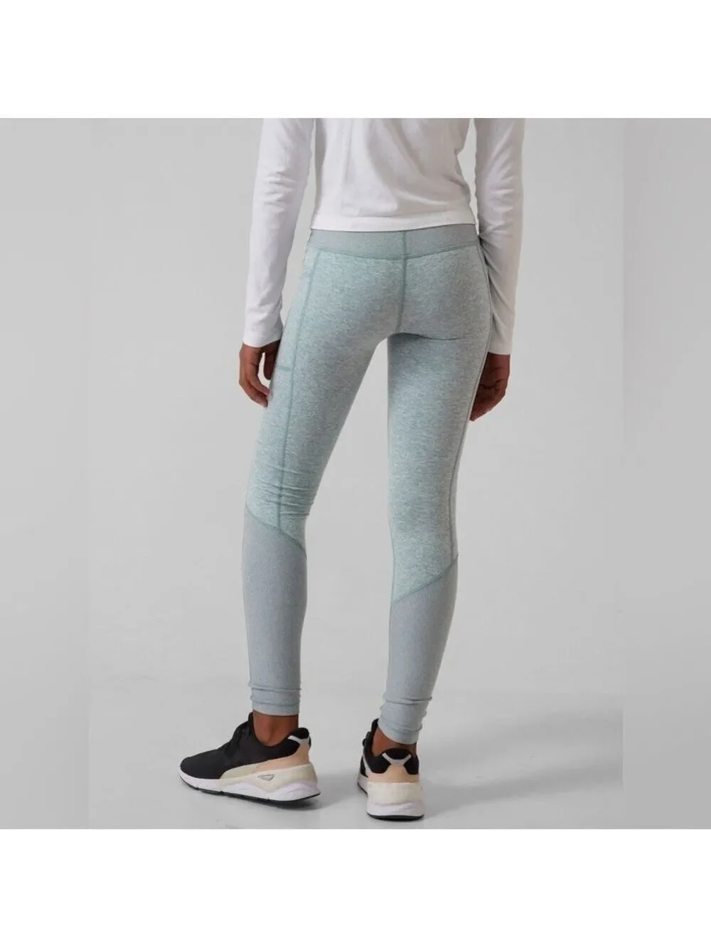 Athleta Girl’s Snowball Softluxe Tight Minimalistic Grey Size Large